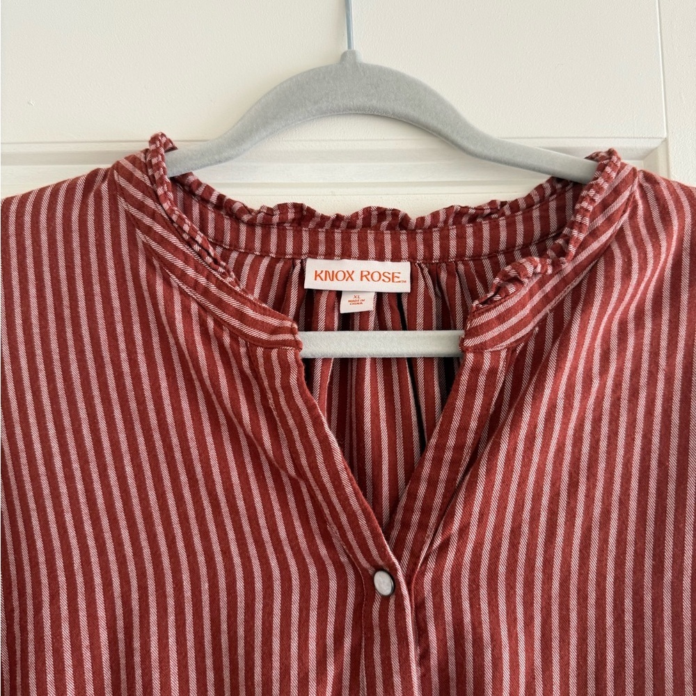Knox Rose Burgunday Striped Button Snap Top Size XL - Picture 2 of 5